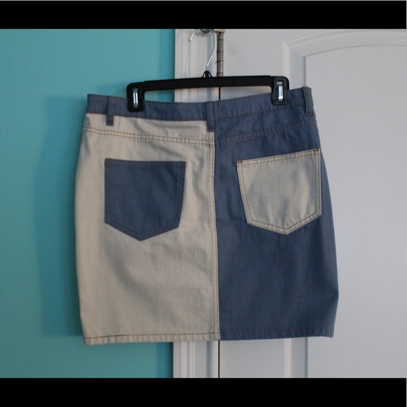 NWT UO Denim Skirt - Picture 2 of 3